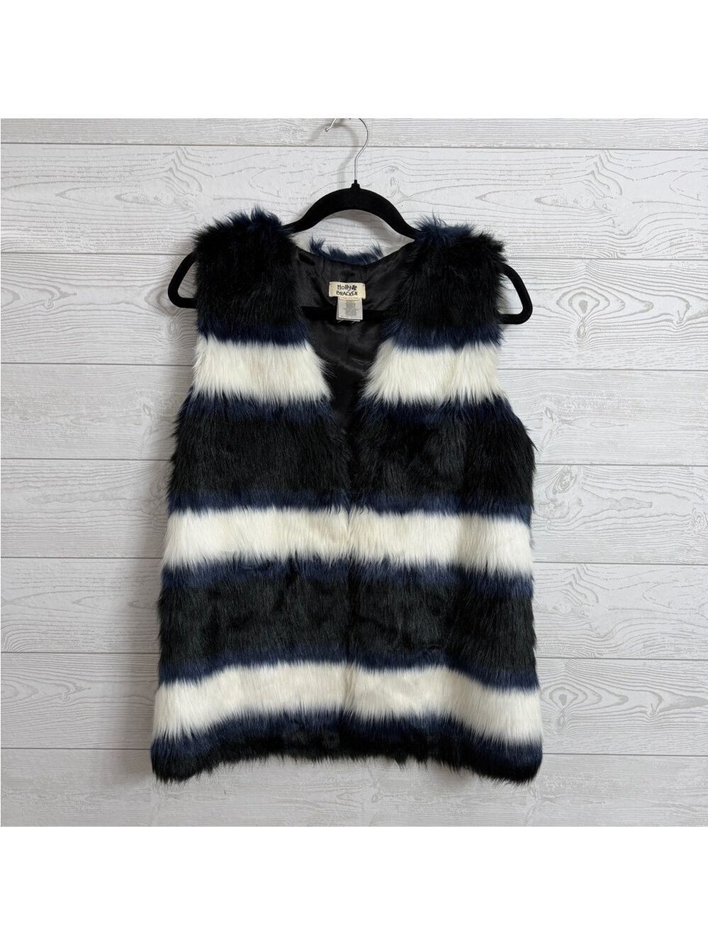 Molly Bracken Women’s Blue & White Striped Faux Fur Vest. Size M